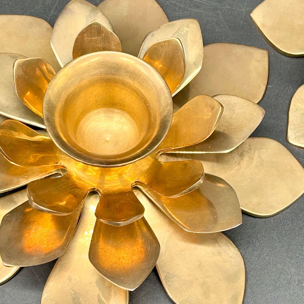 Brass Lotus Solid Candlestick Holders India (A)